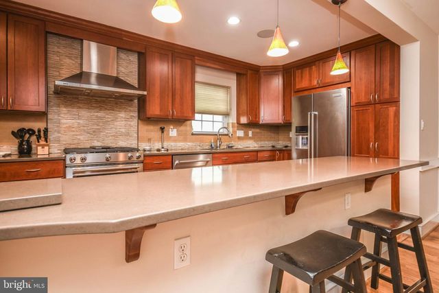 8804 WALNUT HILL RD, Chevy Chase, MD 20815