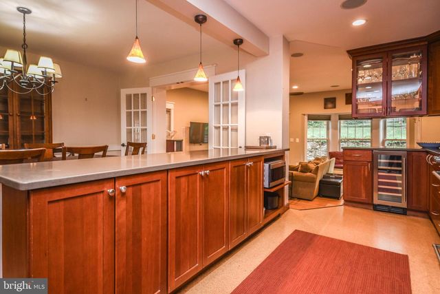 8804 WALNUT HILL RD, Chevy Chase, MD 20815