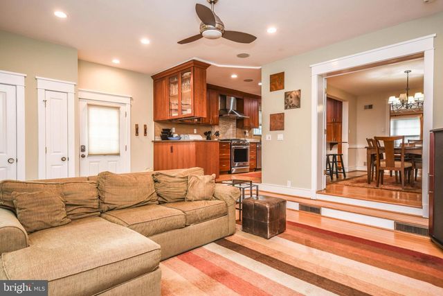 8804 WALNUT HILL RD, Chevy Chase, MD 20815