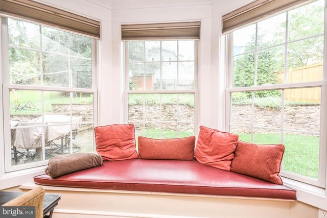 8804 WALNUT HILL RD, Chevy Chase, MD 20815