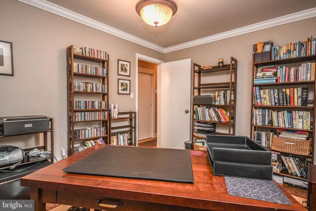 8804 WALNUT HILL RD, Chevy Chase, MD 20815