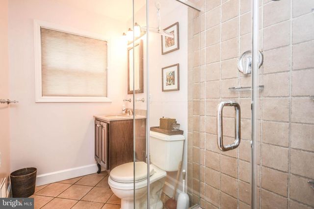 8804 WALNUT HILL RD, Chevy Chase, MD 20815