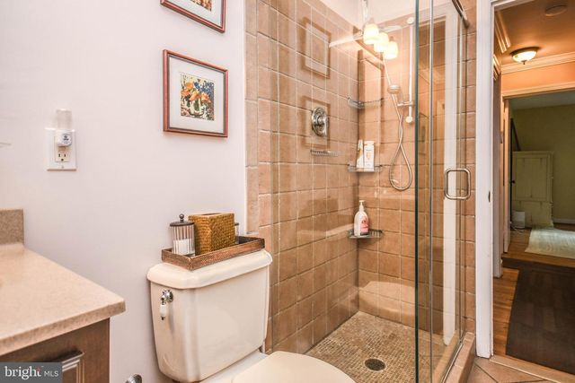 8804 WALNUT HILL RD, Chevy Chase, MD 20815