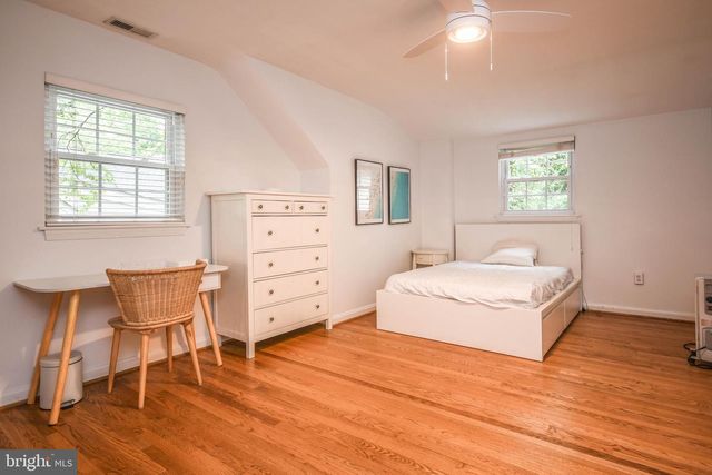 8804 WALNUT HILL RD, Chevy Chase, MD 20815