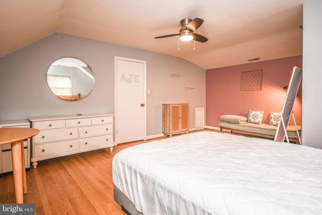 8804 WALNUT HILL RD, Chevy Chase, MD 20815