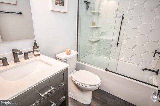 8804 WALNUT HILL RD, Chevy Chase, MD 20815
