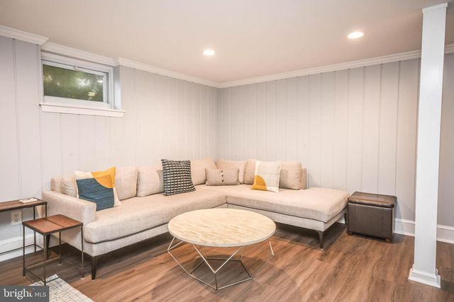 8804 WALNUT HILL RD, Chevy Chase, MD 20815