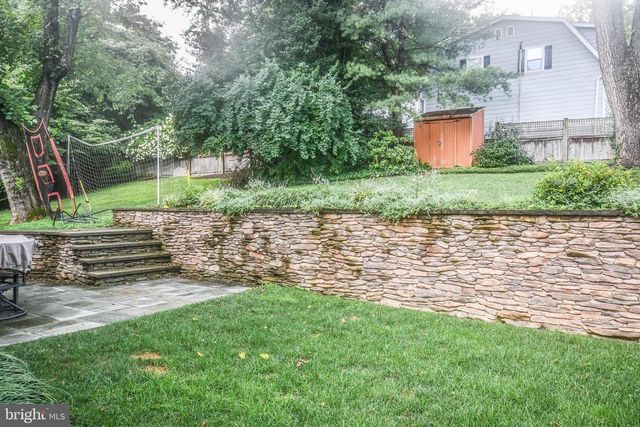 8804 WALNUT HILL RD, Chevy Chase, MD 20815