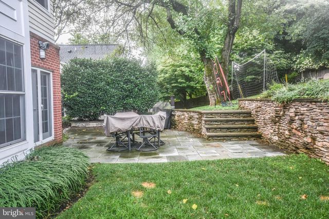 8804 WALNUT HILL RD, Chevy Chase, MD 20815