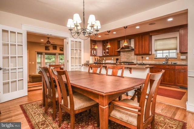 8804 WALNUT HILL RD, Chevy Chase, MD 20815