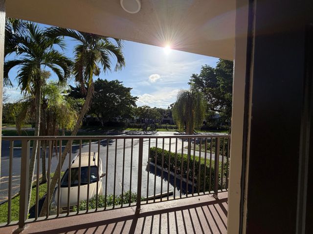 7960 NW 50th Street 202, Lauderhill, FL 33351
