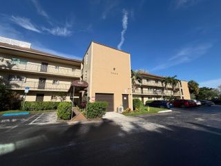 7960 NW 50th Street 202, Lauderhill, FL 33351