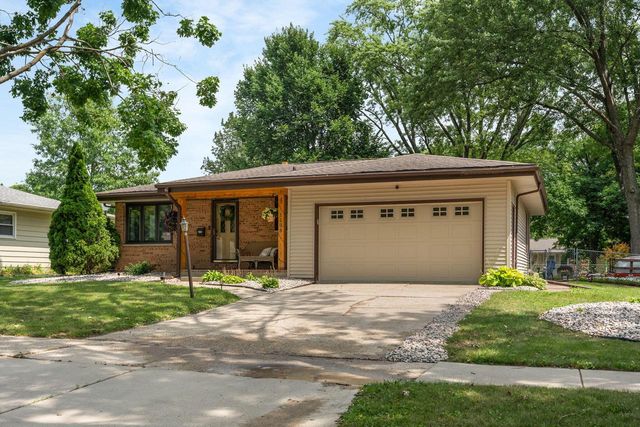 1108 Erie DRIVE, Janesville, WI 53545