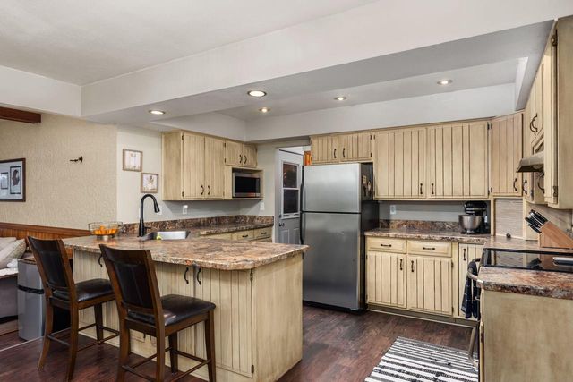 1108 Erie DRIVE, Janesville, WI 53545