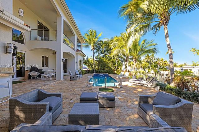 2125 Ixora Rd, North Miami, FL 33181