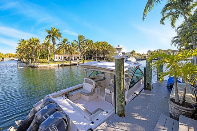 2125 Ixora Rd, North Miami, FL 33181