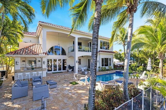 2125 Ixora Rd, North Miami, FL 33181