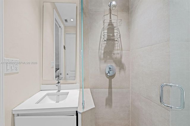 2125 Ixora Rd, North Miami, FL 33181