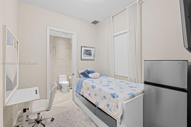 2125 Ixora Rd, North Miami, FL 33181