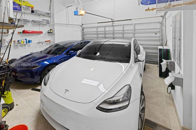 2125 Ixora Rd, North Miami, FL 33181