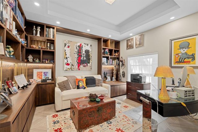 2125 Ixora Rd, North Miami, FL 33181