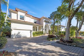 2125 Ixora Rd, North Miami, FL 33181