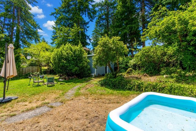 7020 E Homestead Court, Tacoma, WA 98404