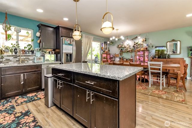 7020 E Homestead Court, Tacoma, WA 98404