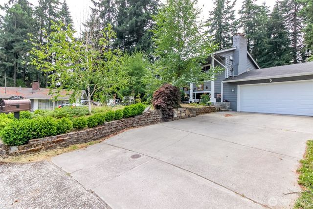 7020 E Homestead Court, Tacoma, WA 98404