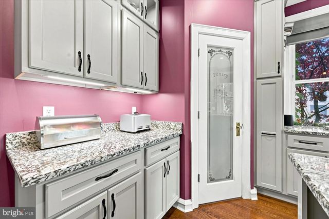 2006 BAYNARD BLVD, Wilmington, DE 19802