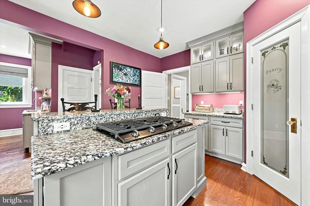 2006 BAYNARD BLVD, Wilmington, DE 19802
