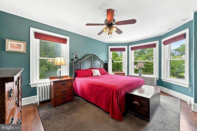 2006 BAYNARD BLVD, Wilmington, DE 19802