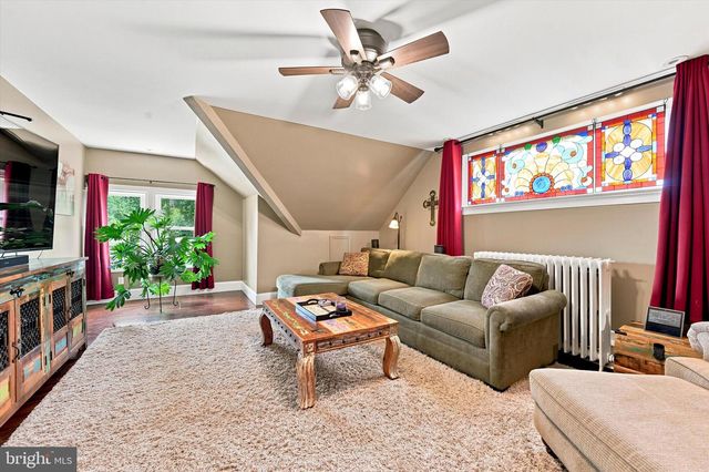 2006 BAYNARD BLVD, Wilmington, DE 19802