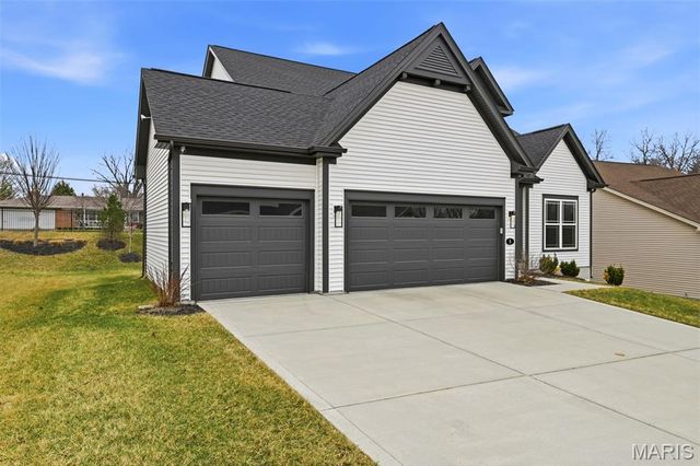 5 Denbrook Terrace, St Charles, MO 63301
