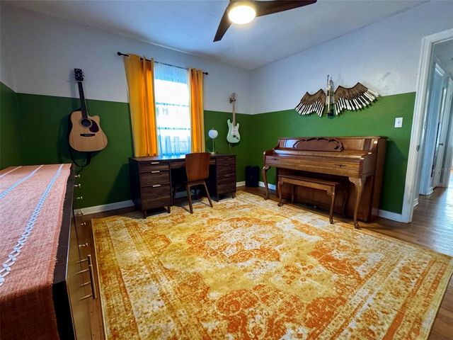 3433 18TH STREET N, St Petersburg, FL 33713