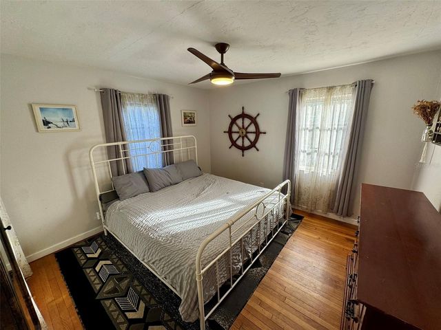 3433 18TH STREET N, St Petersburg, FL 33713