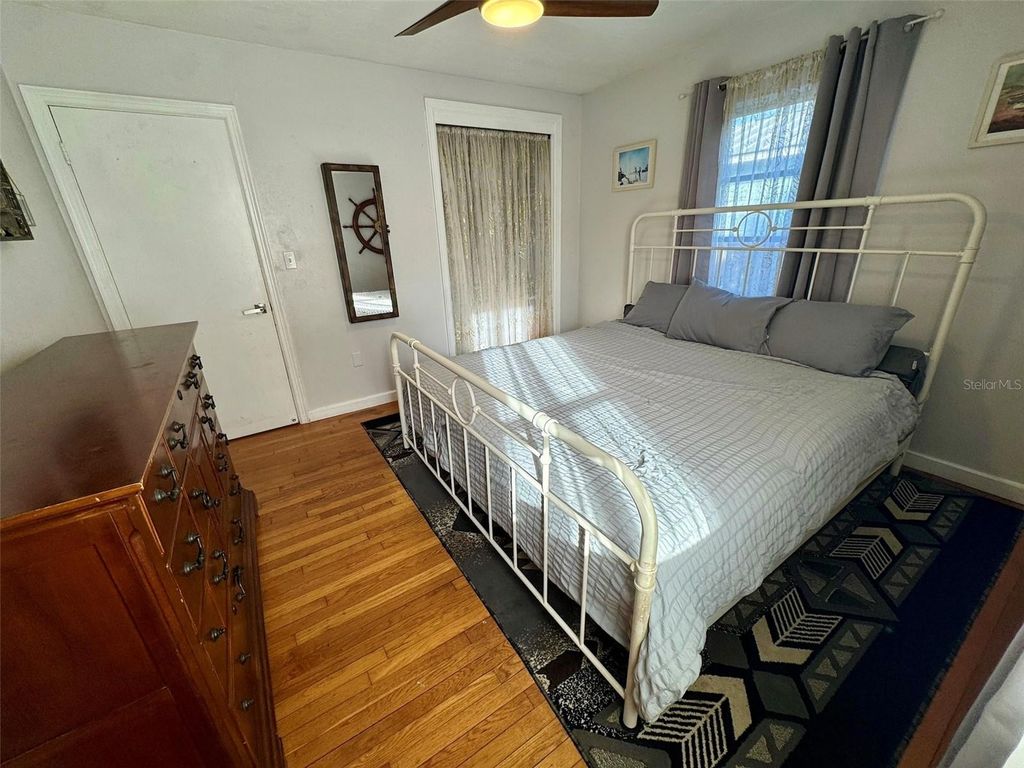 Image 16 of property listing at 3433 18TH STREET N, St Petersburg, FL 33713