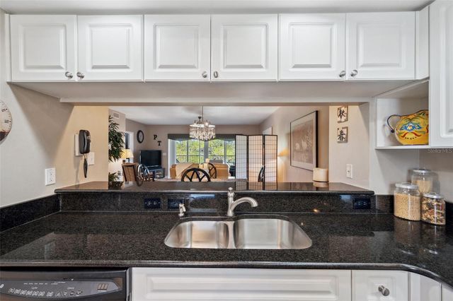 960 STARKEY ROAD 5303, Largo, FL 33771