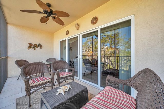 960 STARKEY ROAD 5303, Largo, FL 33771