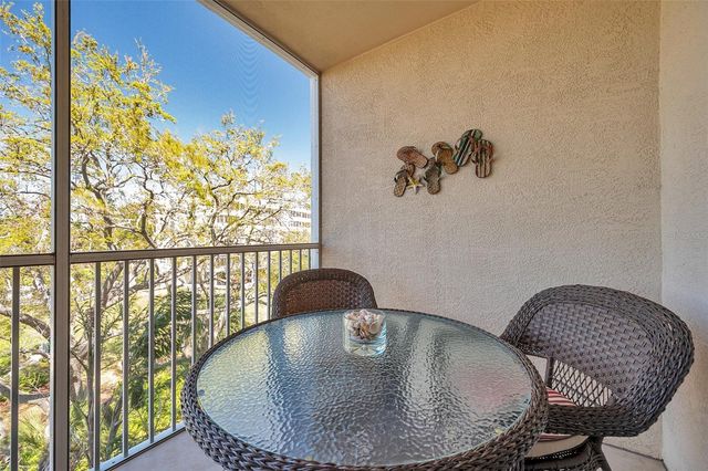 960 STARKEY ROAD 5303, Largo, FL 33771