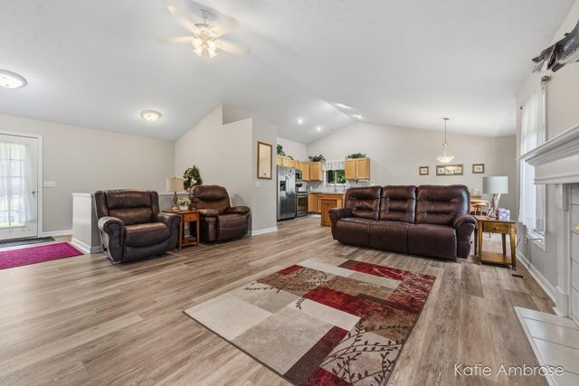 1683 Pinehill Drive, Rutland Twp, MI 49058