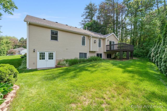 1683 Pinehill Drive, Rutland Twp, MI 49058