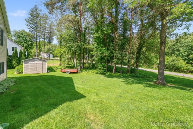 1683 Pinehill Drive, Rutland Twp, MI 49058