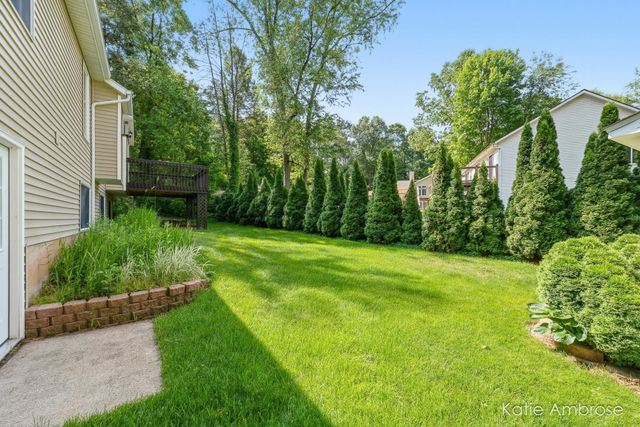 1683 Pinehill Drive, Rutland Twp, MI 49058