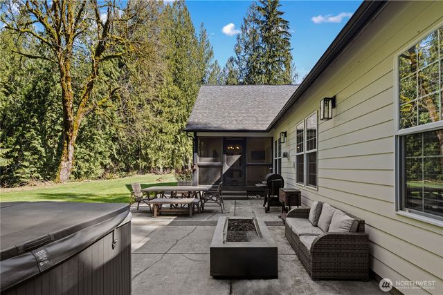 24878 SE 372nd Street, Enumclaw, WA 98022