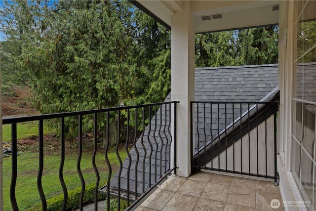 24878 SE 372nd Street, Enumclaw, WA 98022