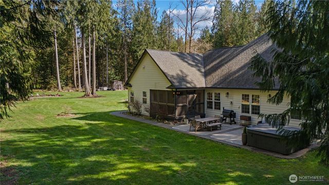 24878 SE 372nd Street, Enumclaw, WA 98022
