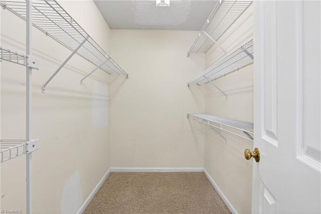 2804 Waters Edge Lane, Greensboro, NC 27410