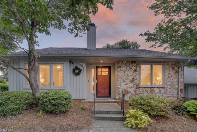 2804 Waters Edge Lane, Greensboro, NC 27410