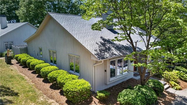 2804 Waters Edge Lane, Greensboro, NC 27410